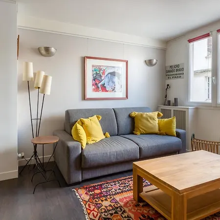 Apartment Central Studio By The Louvre *
